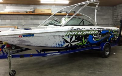 Choose Vinyl Graphics to Give Your Boat a Fresh Look